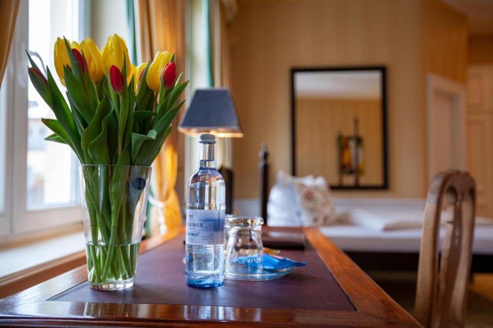 Hotel Niederlaendischer Hof Schwerin  Buitenkant foto