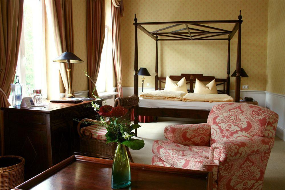 Hotel Niederlaendischer Hof Schwerin  Kamer foto