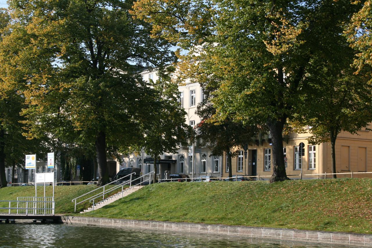 Hotel Niederlaendischer Hof Schwerin  Buitenkant foto
