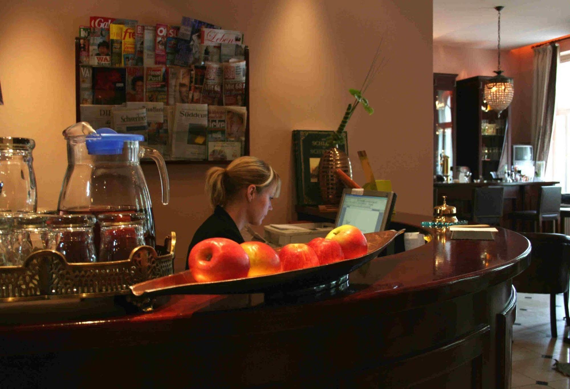 Hotel Niederlaendischer Hof Schwerin  Buitenkant foto
